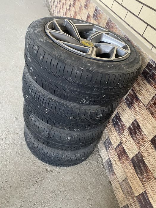 Продается диски с балоном