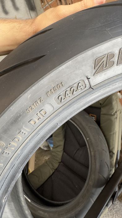 Задна гума за мотор 200/55