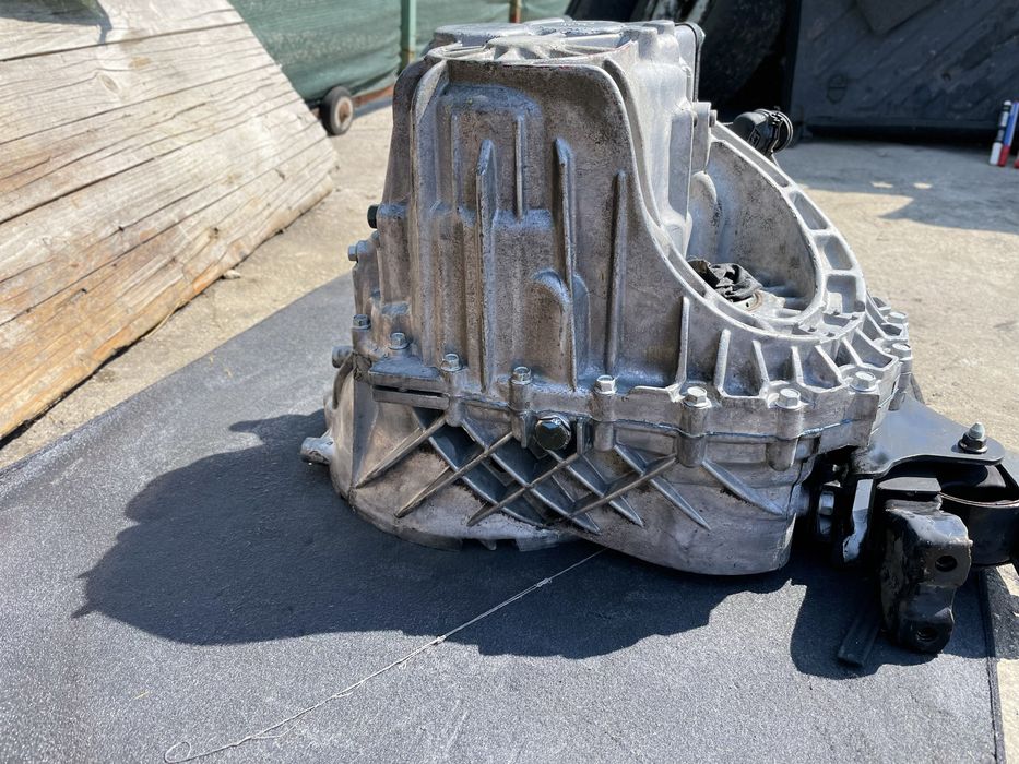 Скоростна Кутия/Kia Carens/2.0CRDi/140 k.c./Каренс 3/6-Степенна/D4EA/