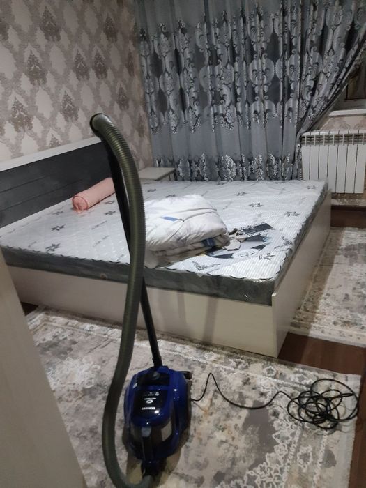 Квартира сотилади!