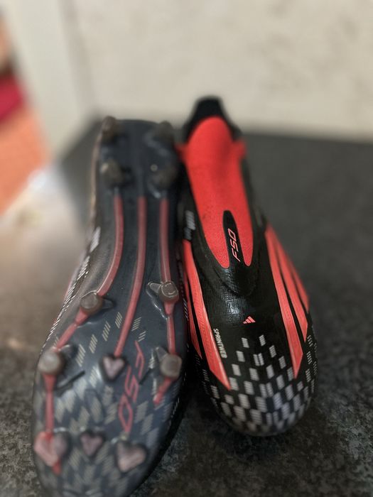 Butsi Adidas F50 race master modeli