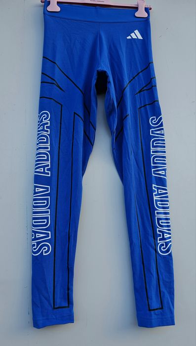 Adidas оригинален дамски клин нов М размер