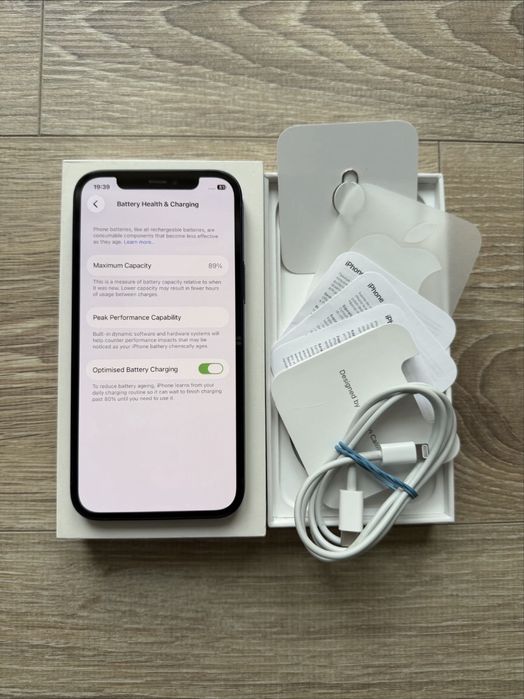 Vand/Schimb Iphone 12 Impecabil