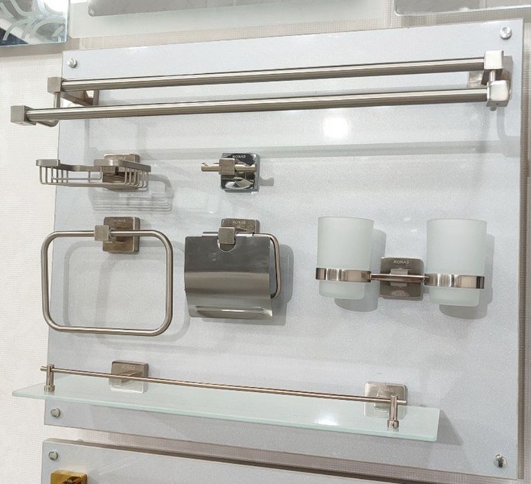 Набор для туалета и ванной комнаты (Aksesuar nabor vannaga)

Модел 040