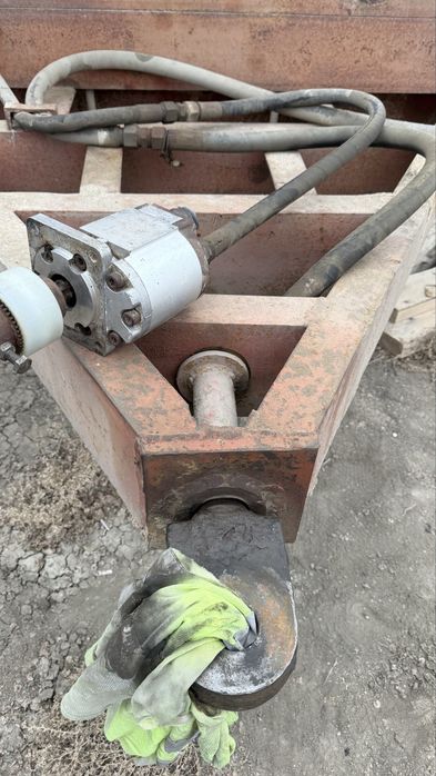 Прицеп тракторный, полуприцеп МТЗ