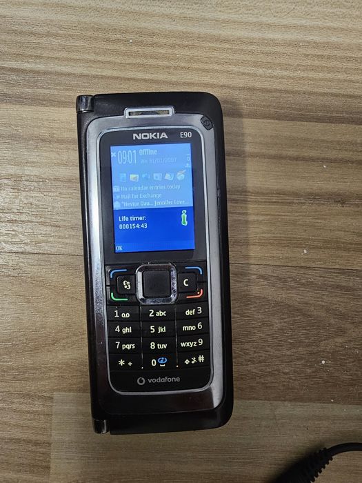Telefon de colecție Nokia E90