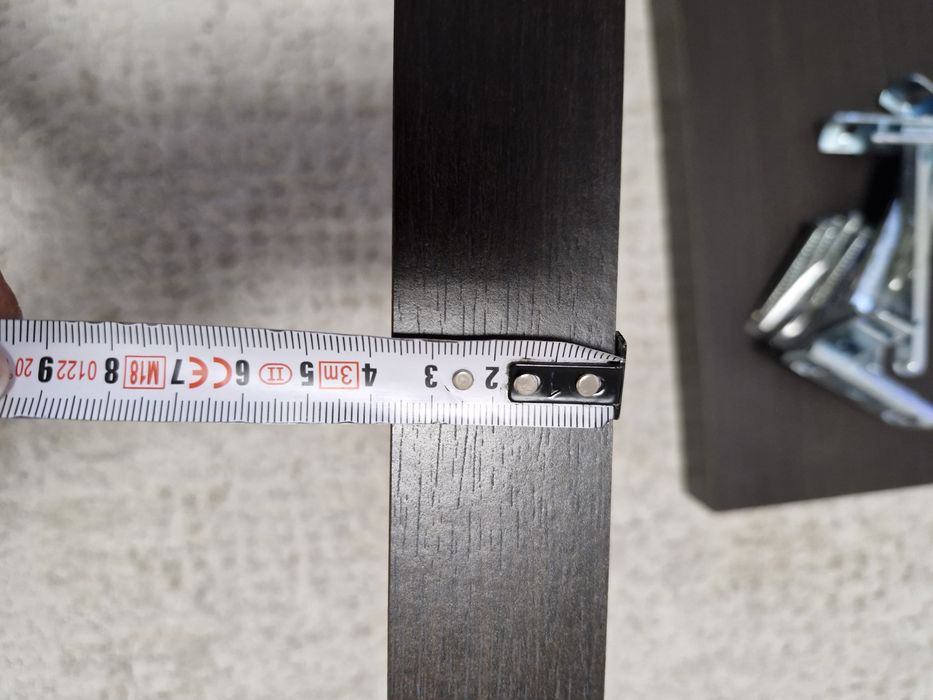 Set 2 rafturi perete