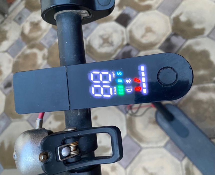 Срочно продаётса электро самакат Xiaomi MiJia Smart