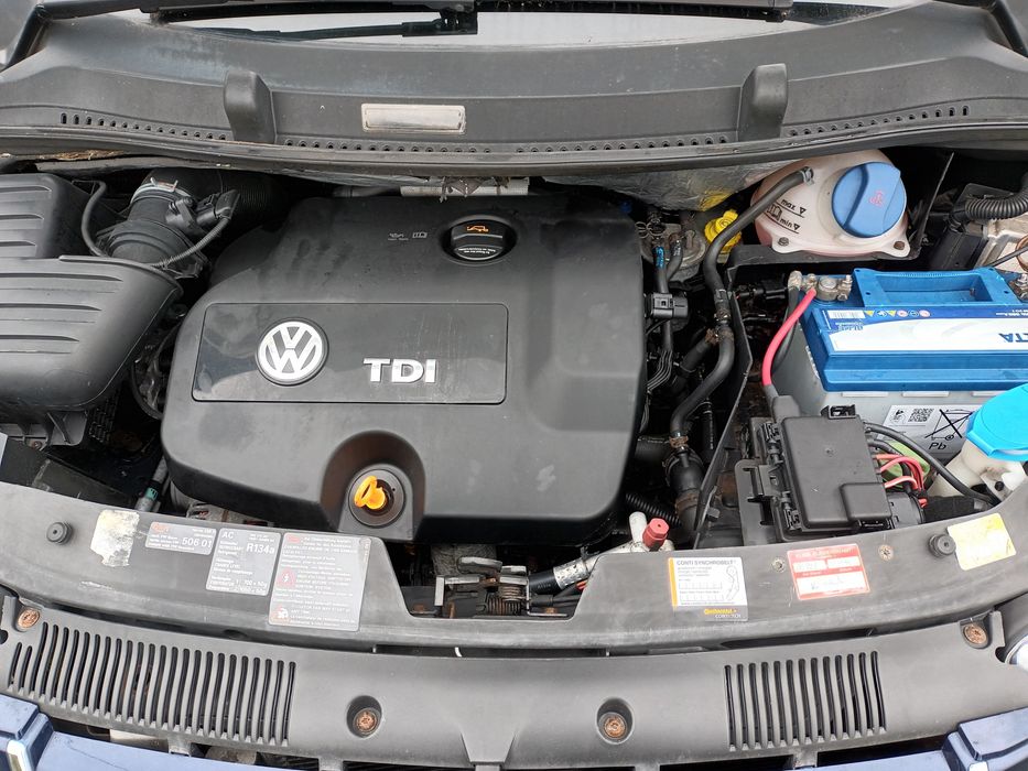 Wvw Sharan 1.9 TDI diesel 131cp Reghin • OLX.ro