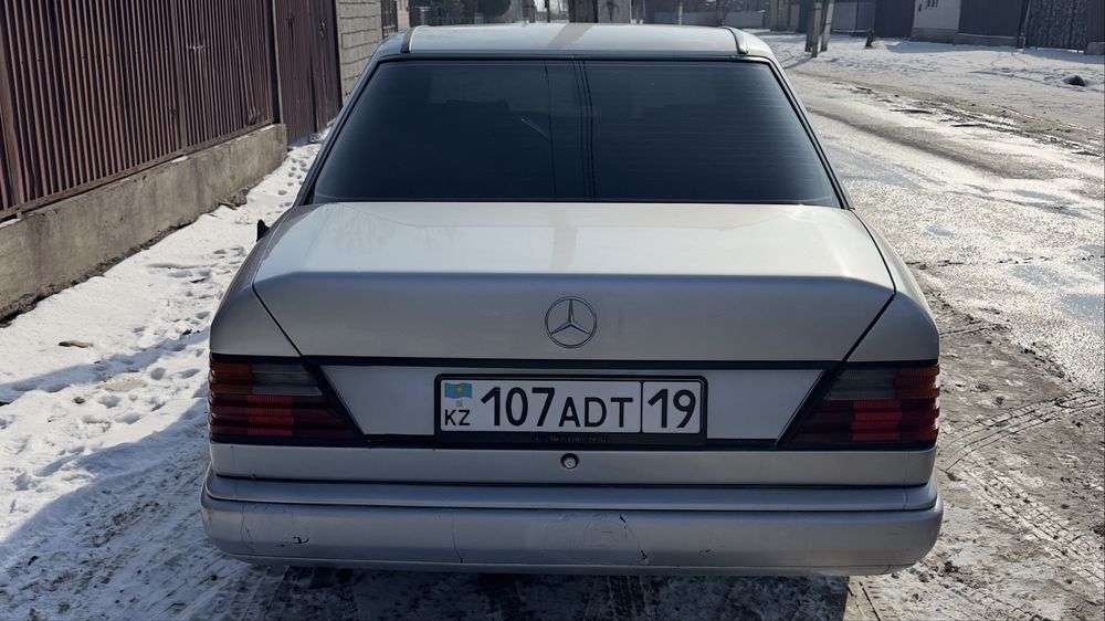 Mersedes benz e230 2,3автомат