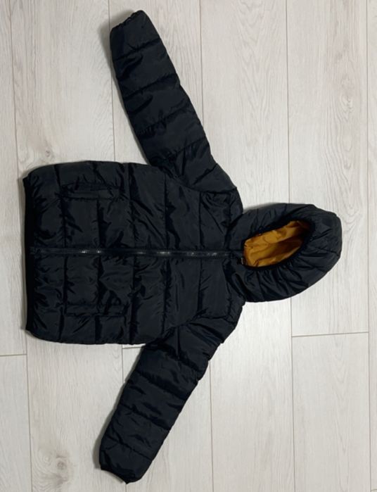 Geaca baiat in perfecta stare