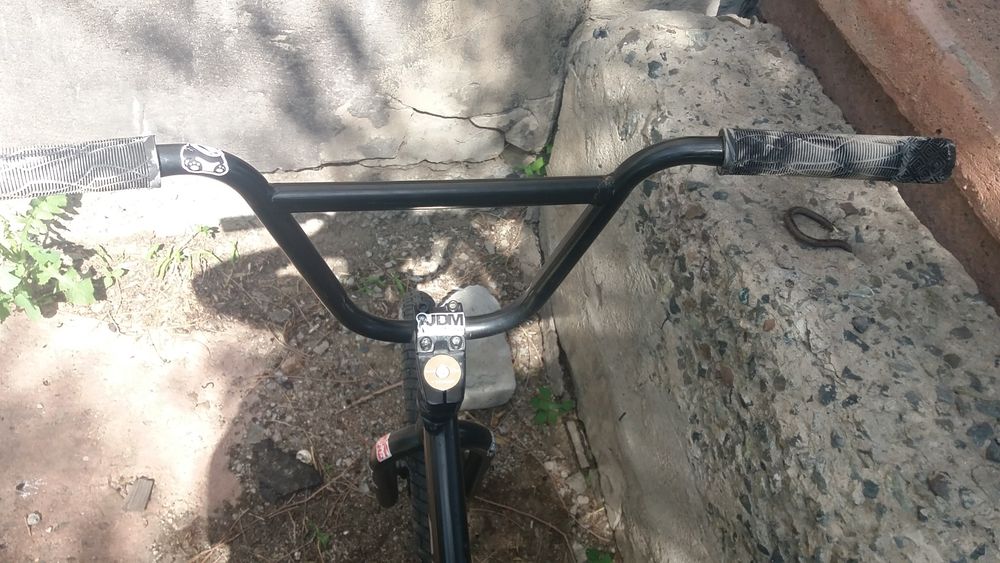 Продам велосипед БМХ