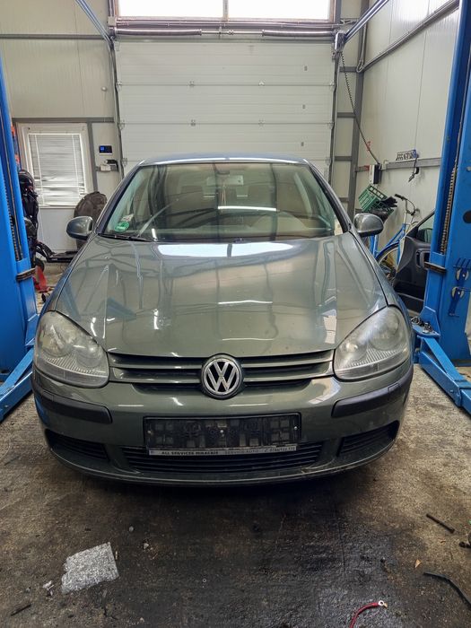 Golf 5 1.6 FSI BAG 6ск. на части