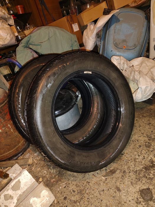 Продам 2 летние шины 180, 65, 14