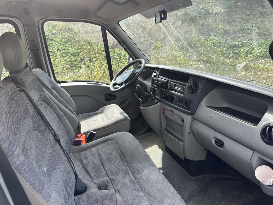 Renault Master cu bena basculabila