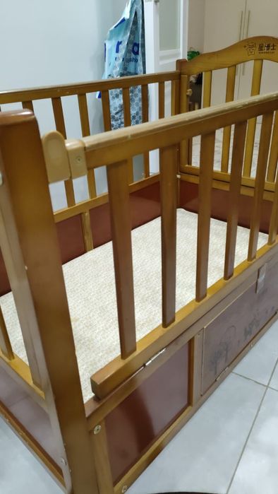 Продам детскую кровать