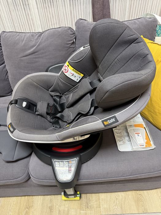Scaun auto rotativ 360 premium BeSafe iZi Turn i-Size Metallic Melange, foarte bine intretinut, isofix, centura in 5 puncte si alarma anti-desfacere