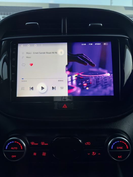 Продам машину KIA Soul