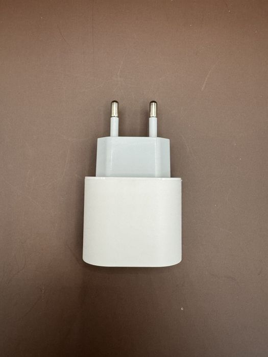 Зарядное устройство Apple iPhone 35 ватт