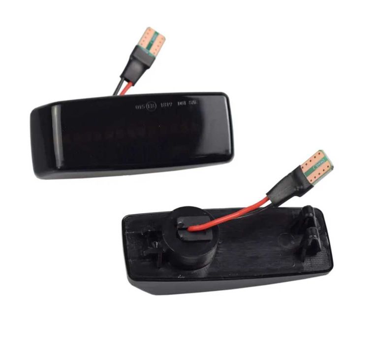 Динамични ( бягащи ) мигачи за Мерцедес Mercedes w201 w202 w124 w140