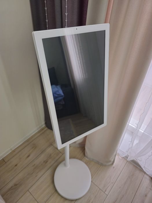 Продам планшет OEM (планшет на ножке) с подставкой. На Android