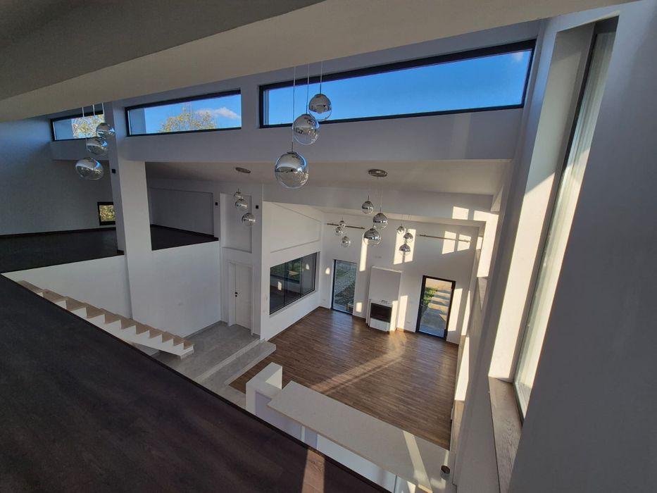 Vilă Hlincea – 170 mp,1500  teren,lumina naturala exceptionala