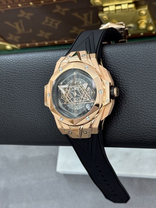 HB Big Bang Sang Bleu 45mm Gold