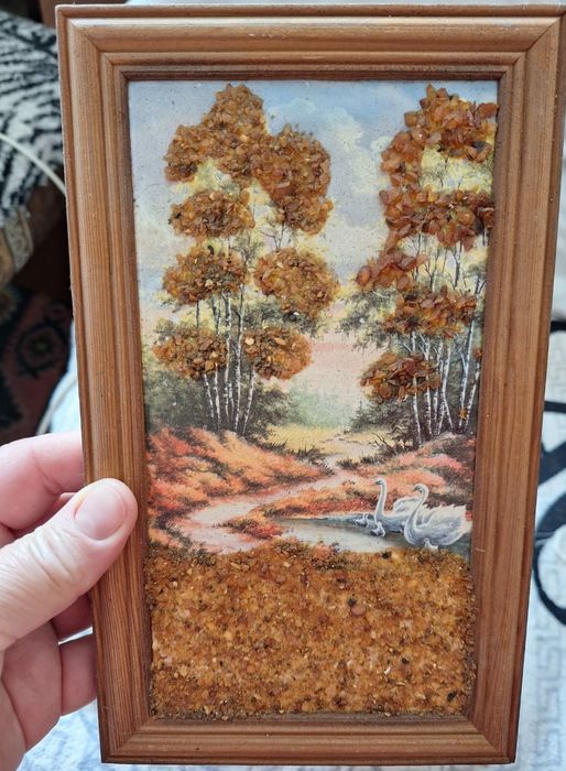 Продам янтарные картины по 1000 тг