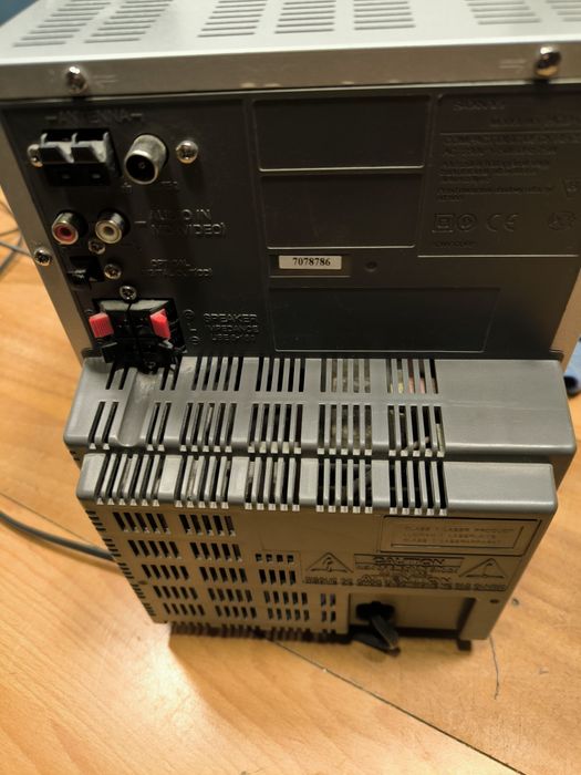 SONY HCD-CP101 с оригинално дистанционно
