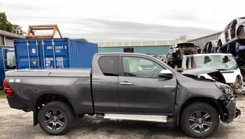 Toyota hilux 2020-2024 dezmembrari