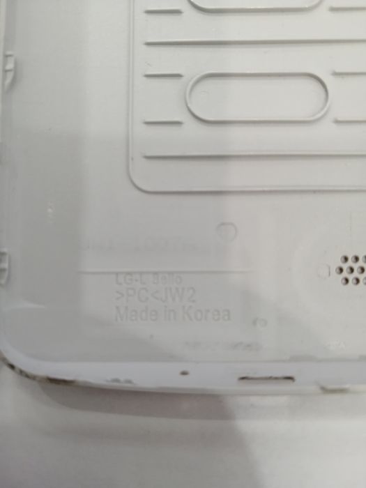 Продам смартфон LG D335 Bello