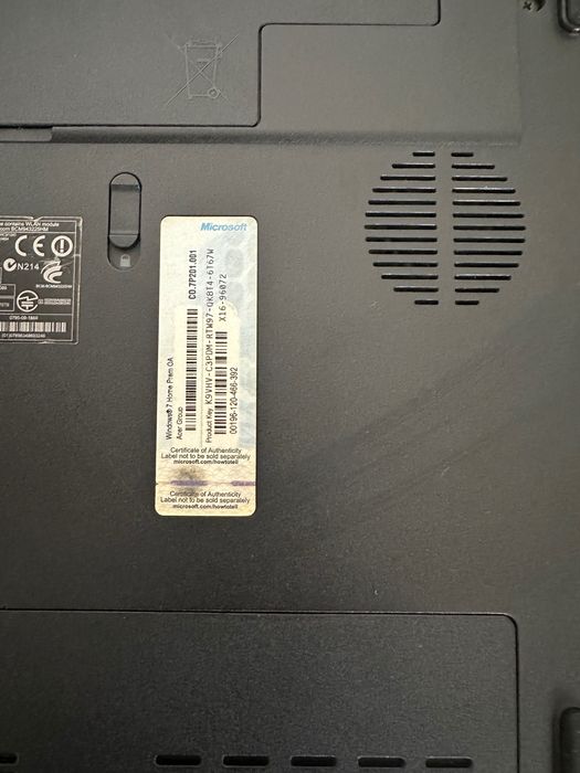 Продавам лаптоп ACER във перфектно състояние.