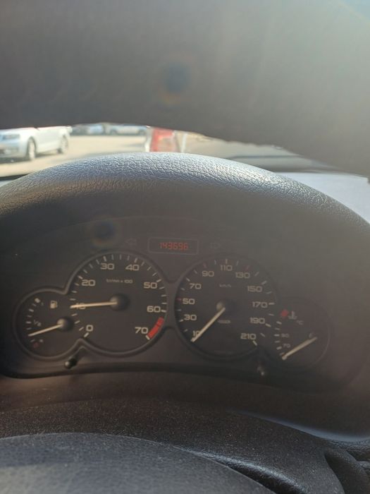 PEUGEOT 206 2008 — imagine 3