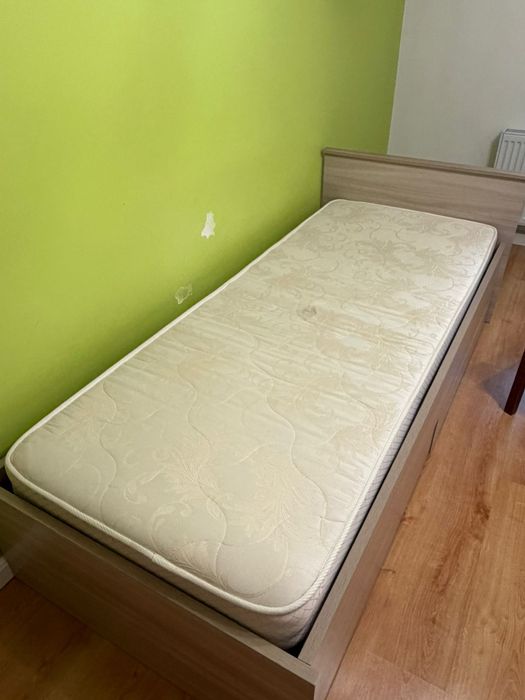 Кровать + матрац, размер 200*90, самовывоз.