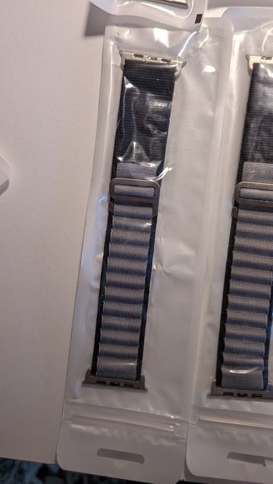 продам ремешки от apple watch