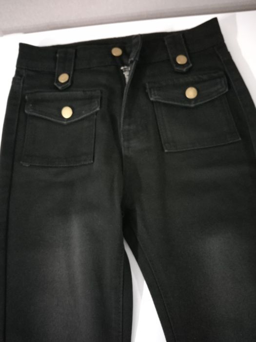 Футболка брюки джинсы