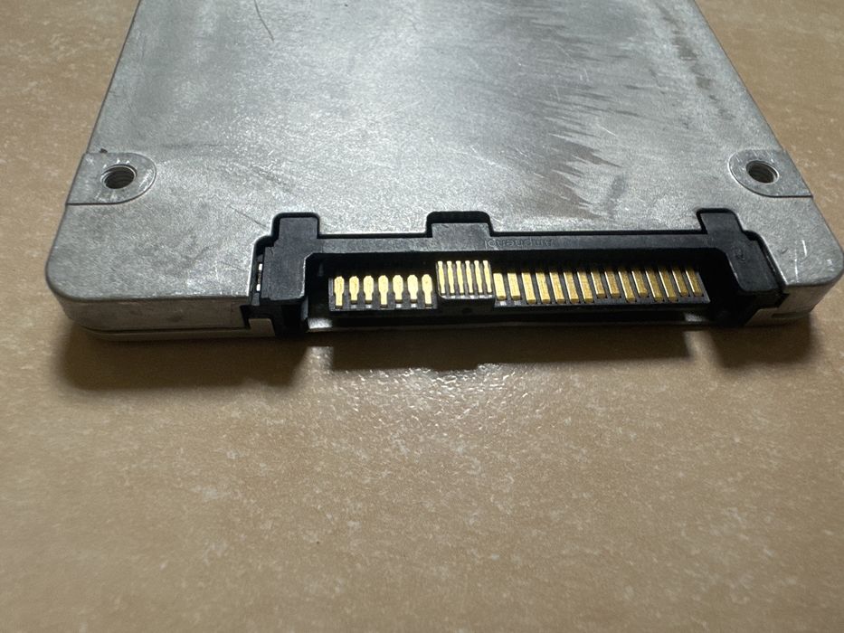 Ssd 4T intel p4501