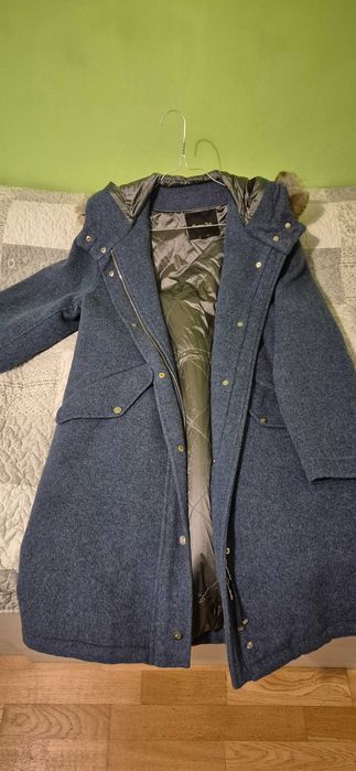 Продавам дамско палто MASSIMO DUTTI
