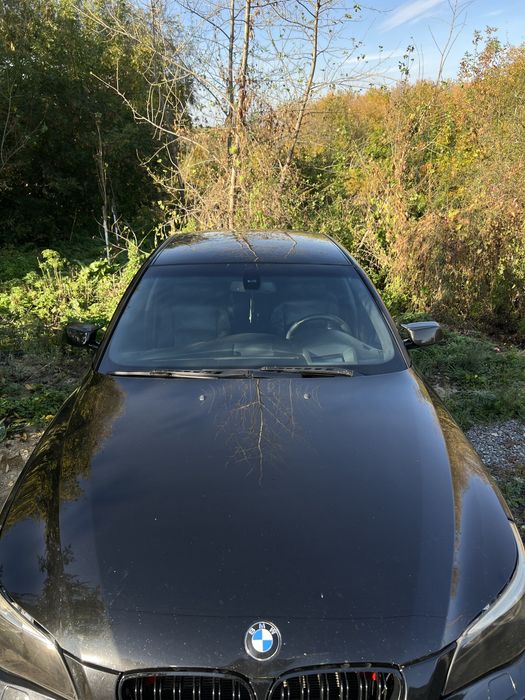 Капот на BMW E60