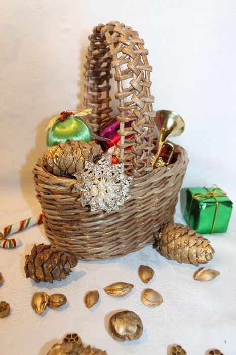 Корзины плетеные