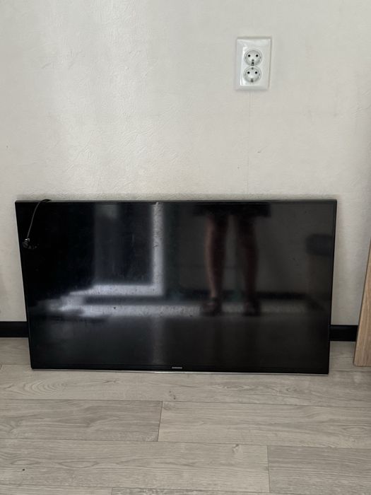 Телевизор самсунг
