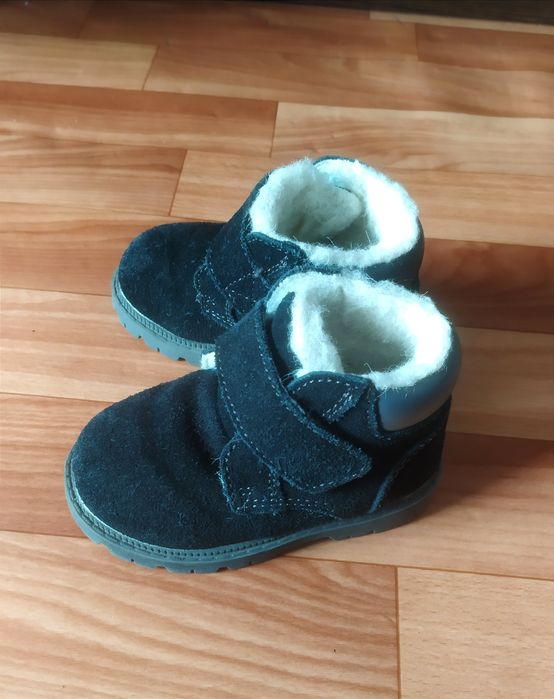 Продам зимние ботинки, 20 размер