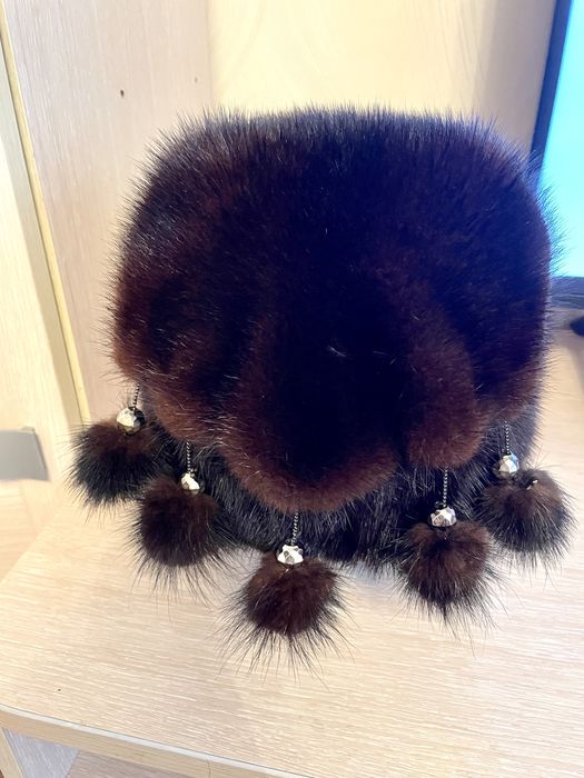Женская норковая шапка
