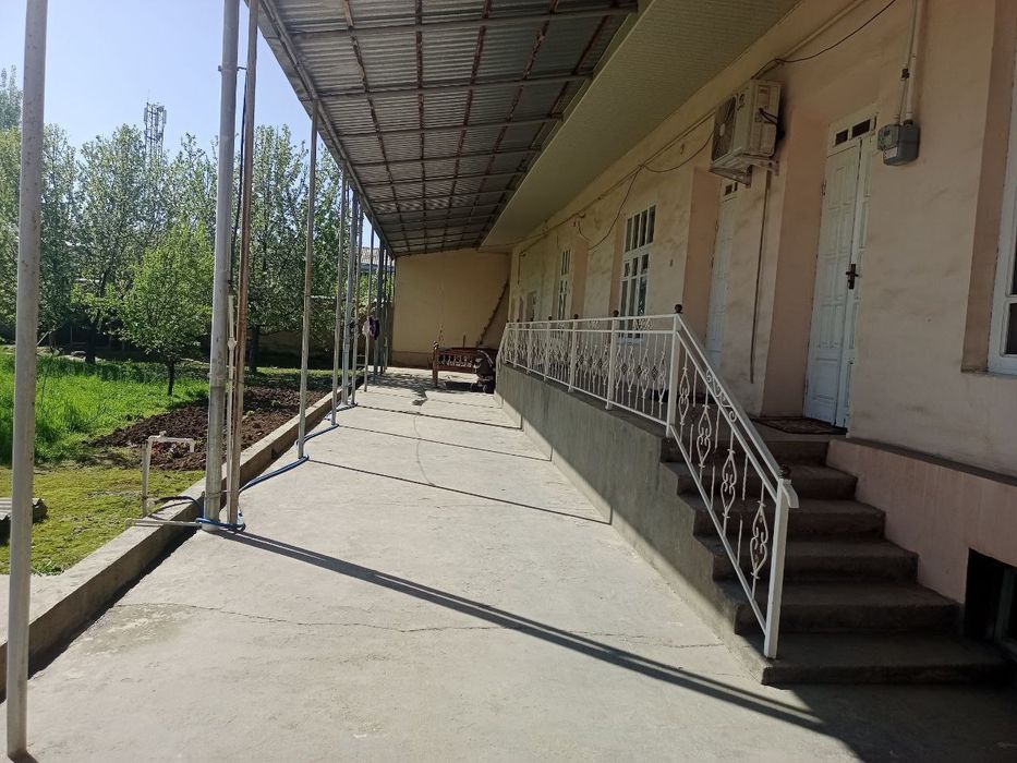 3 xonali shinam hovli sotiladi