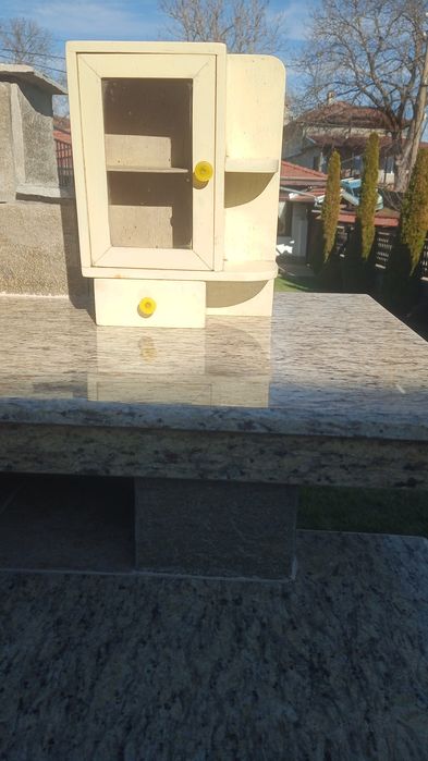 Аптечка -2 броя.Сатър..Ченгели.