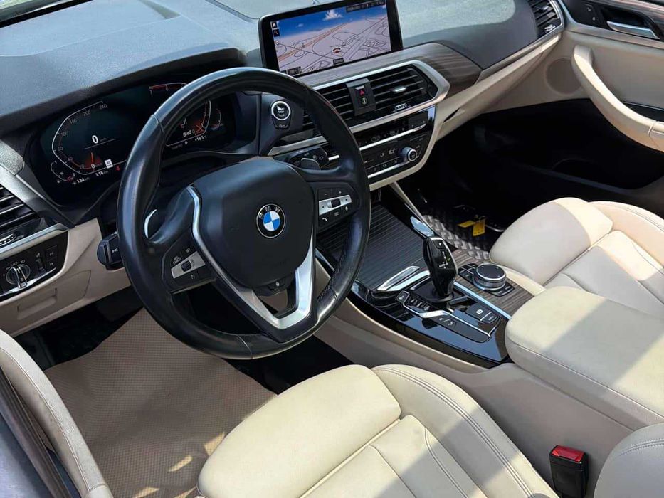 BMW X3 xDrive30i кафяв металик 2020