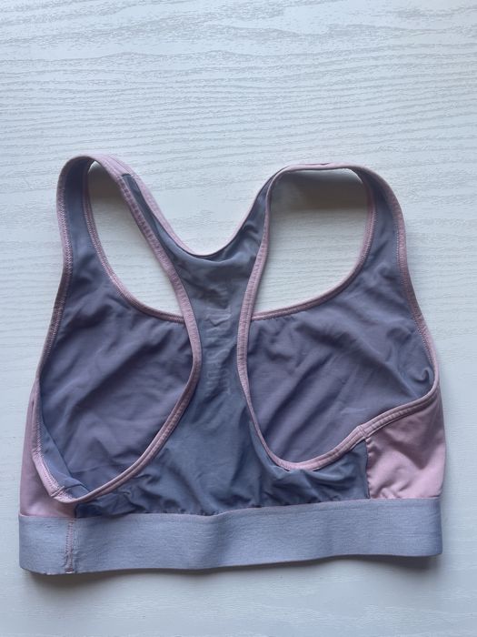 Розово спортно бюстие виктория сикрет спорт