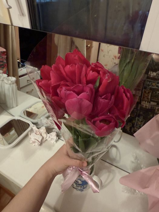 Букет цветы тюльпан