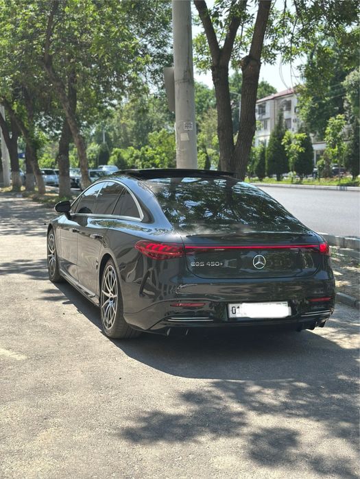 Mercedes-Benz EQS 450+ full