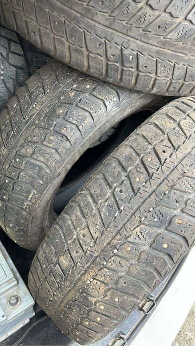 Продам комплект шин 185 65 R15